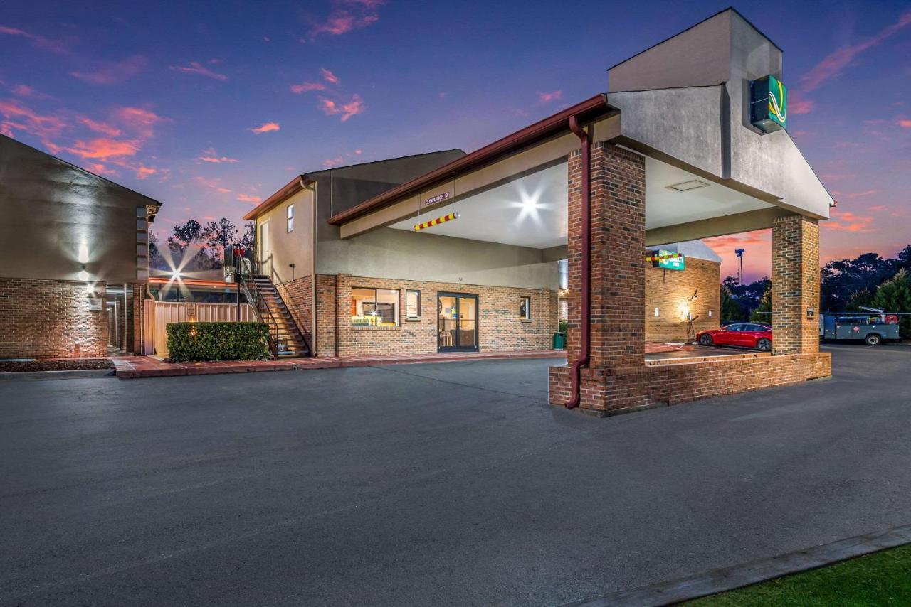 Quality Inn Columbia Airport Уэст-Коламбия Экстерьер фото