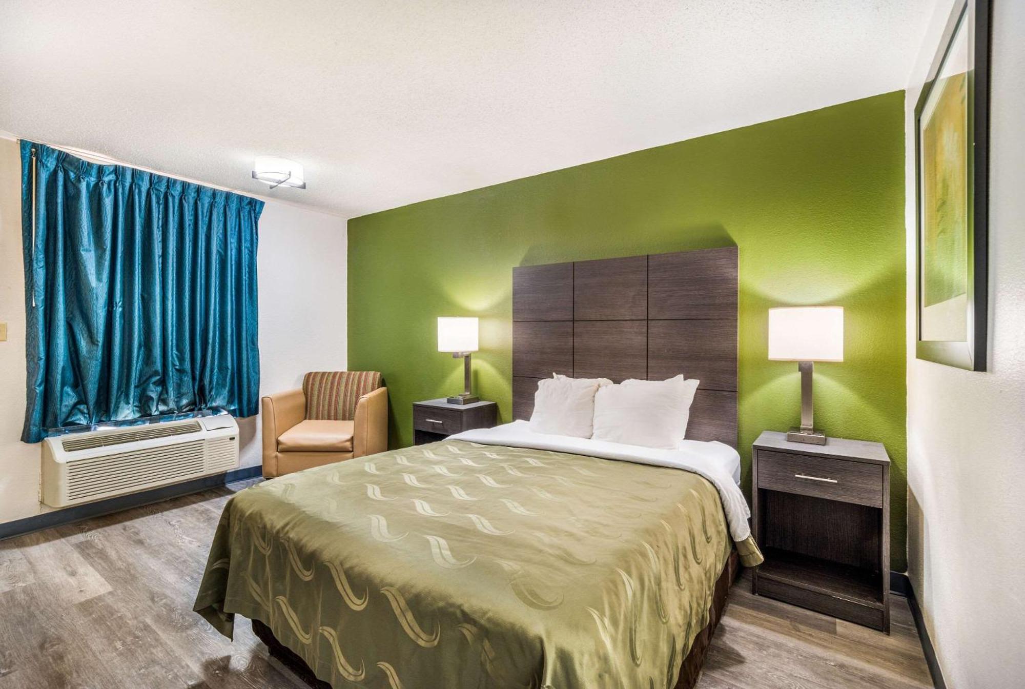 Quality Inn Columbia Airport Уэст-Коламбия Экстерьер фото