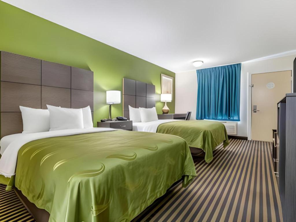 Quality Inn Columbia Airport Уэст-Коламбия Экстерьер фото
