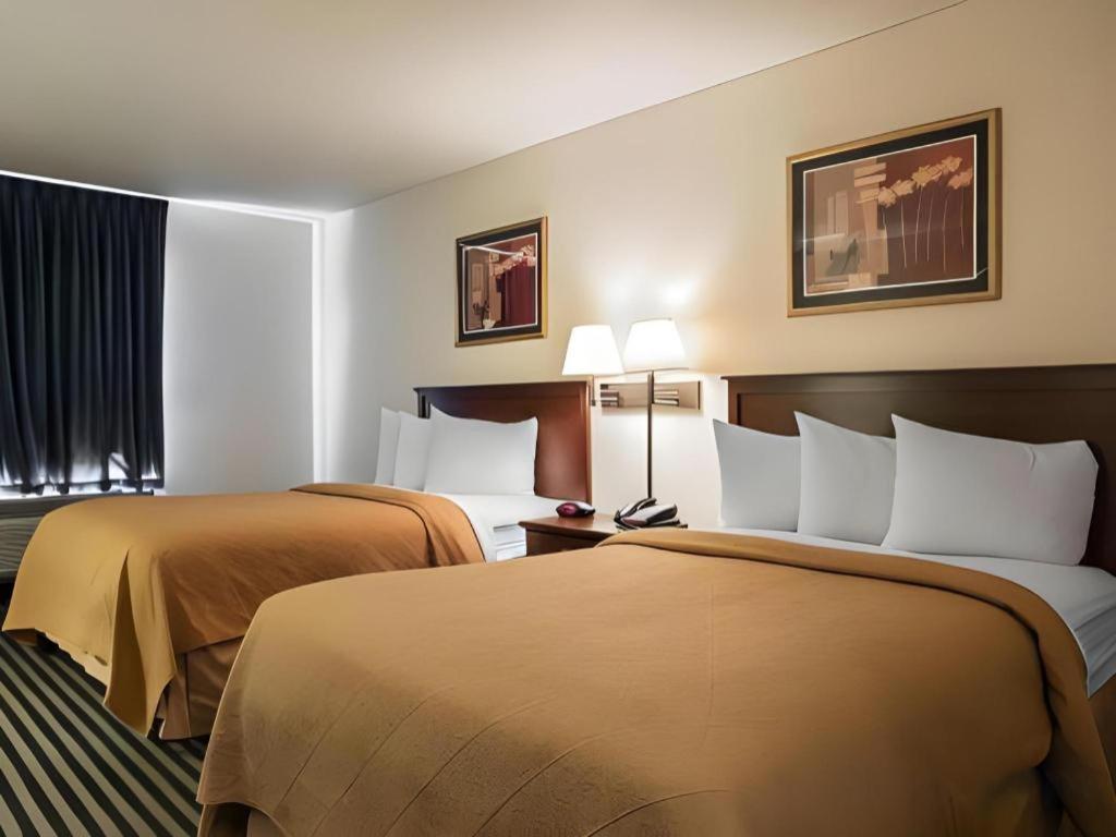 Quality Inn Columbia Airport Уэст-Коламбия Экстерьер фото